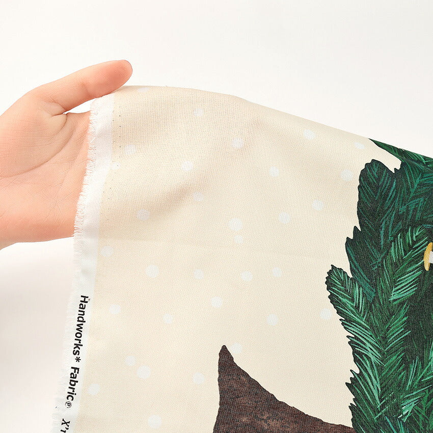 クリスマスツリーとサンタクロース タペストリーパネル カットクロス（オフホワイト／ネイビー）108×70cm