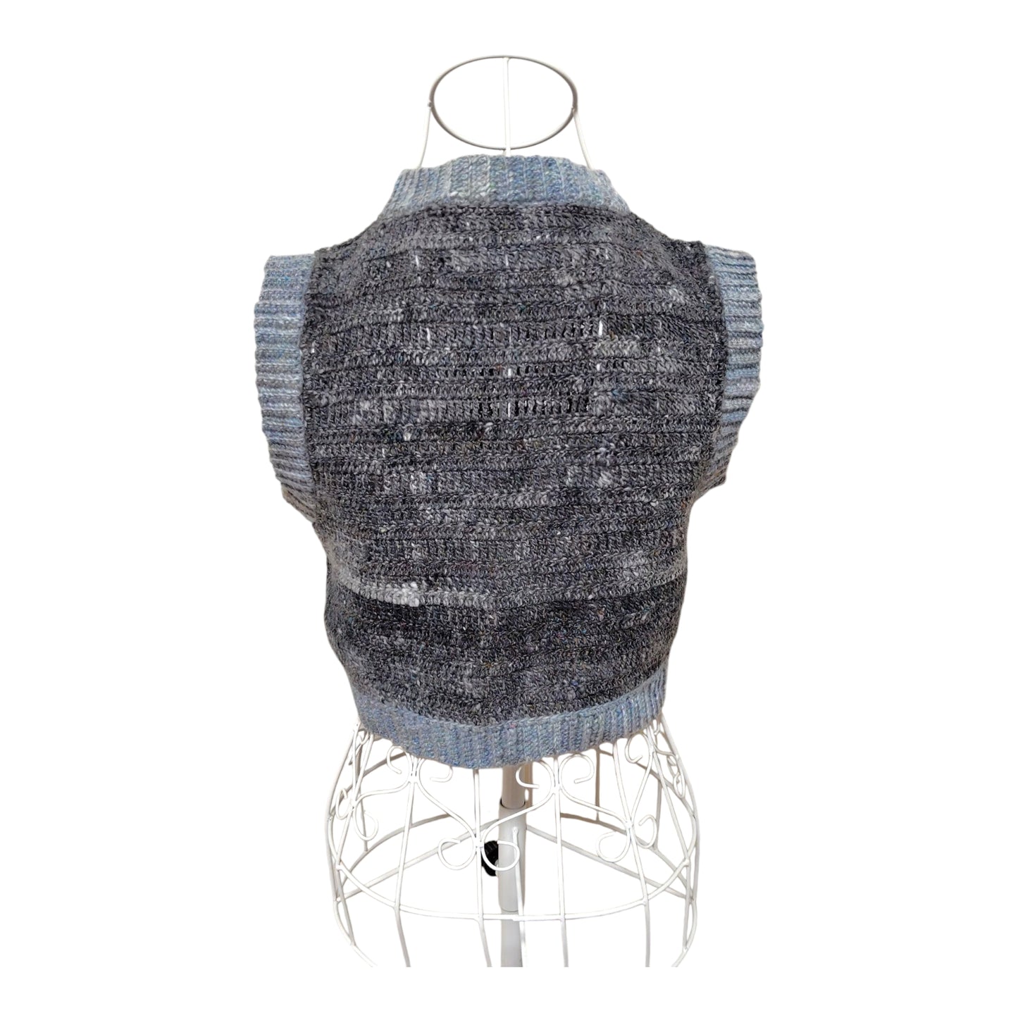 ハンドメイド クロッシェクロップドベスト（グレーメランジ／ウール・シルク・モヘア混） レディース S