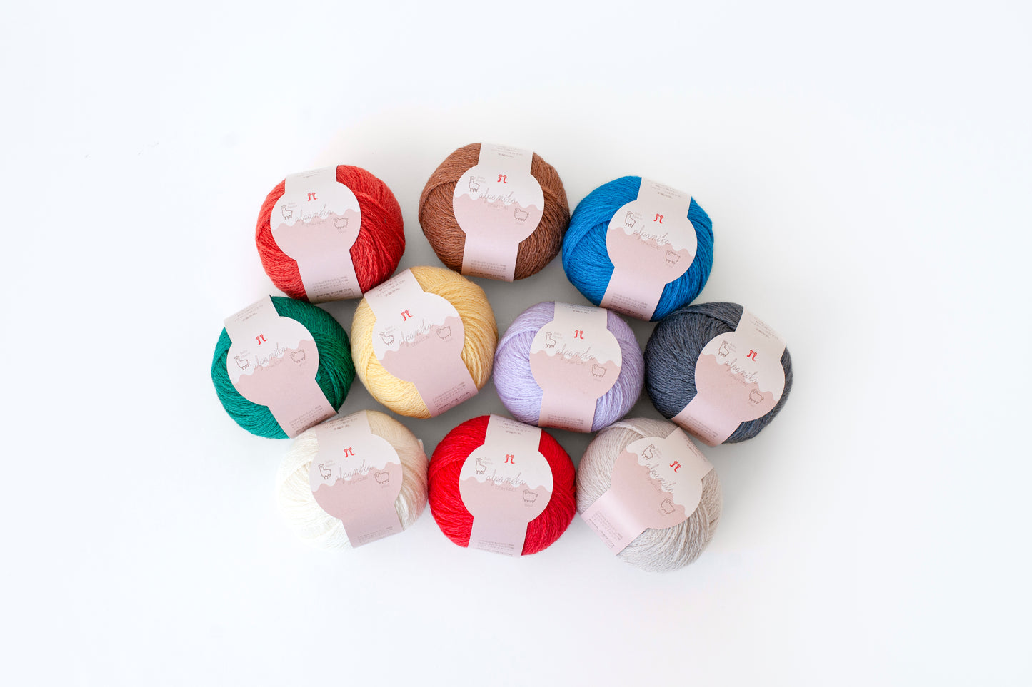 ハマナカ アルパニカ 並太毛糸 No.001 ベビーアルパカ50% ウール50% 30g玉巻（約140m）